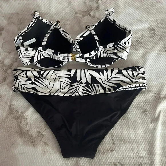 Bleu Rod Beattie Urban Oasis Twist Front Bikini Swim Top Size 12 & Bottom Sz 10 - Picture 7 of 8